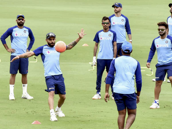  చాహర్‌కే అవకాశం: 