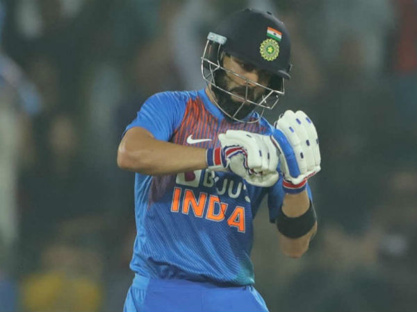 కోహ్లీని ఓ ప్రత్యేకమైన ఆటగాడిగా