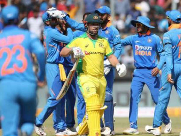 ఫించ్ రనౌట్..