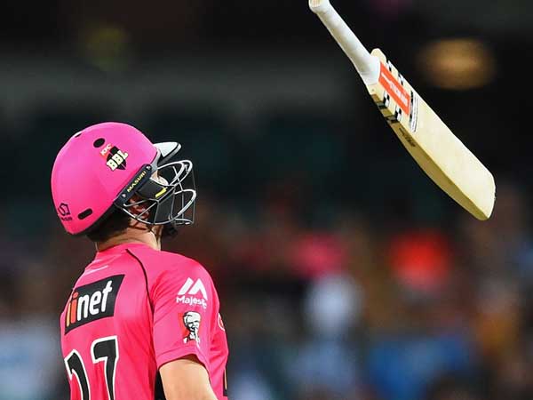 కాయిన్ బదులు బ్యాట్