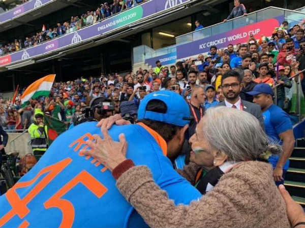 ఆనంద్ మహీంద్రా స్పాన్సర్..