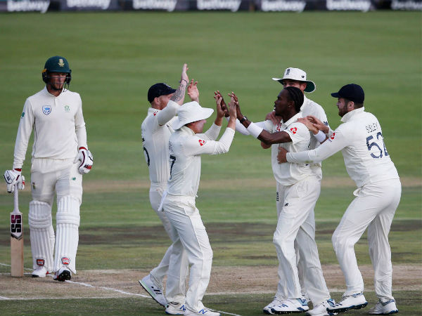 నాలుగు క్యాచ్‌లు.. 23సార్లు: