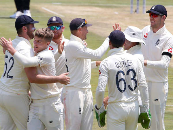 అండగా అభిమానులు, మాజీలు: