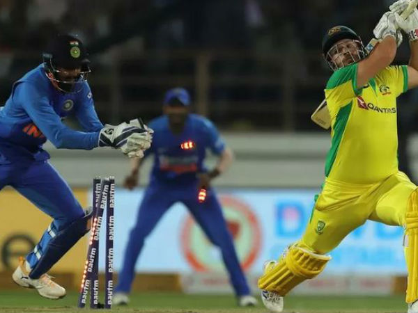 ఫించ్ స్టంపౌట్: