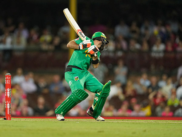 క్రూరమైన బౌన్సర్‌ను ఎదుర్కొన్న మ్యాక్స్‌వెల్‌