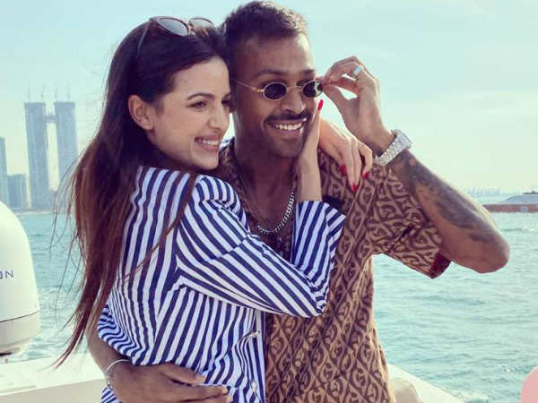 బాలీవుడ్‌లో తెరంగేట్రం: