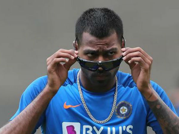  అహంకారిగా భావించేవారు: 