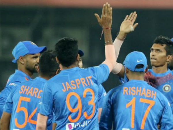 రాజ్ కోట్‌లో టీమిండియాకు తొలి విజయం