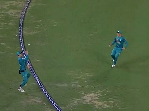  అద్భుతమైన క్యాచ్‌