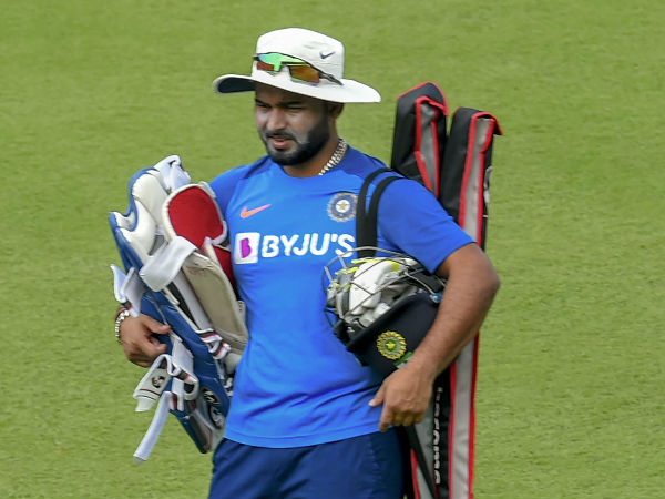 ఆటపైనే దృష్టి సారించాలి: