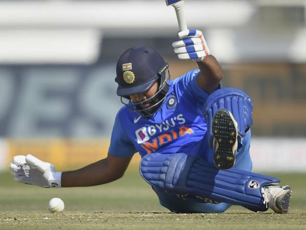 ధావన్ ఒకే.. కానీ రోహితే..