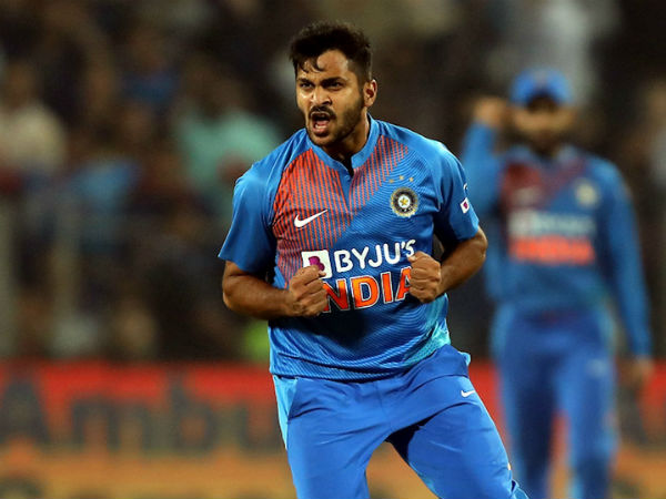 శార్దూల్ ఠాకుర్ ఔట్.. సైనీ ఇన్