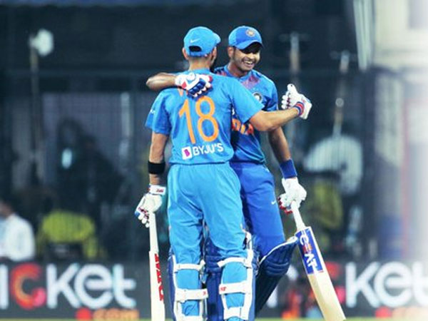 కోహ్లీ సర్ప్రైజ్: కోహ్లీ సర్ప్రైజ్: