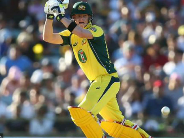  స్మిత్ హాఫ్ సెంచరీ: