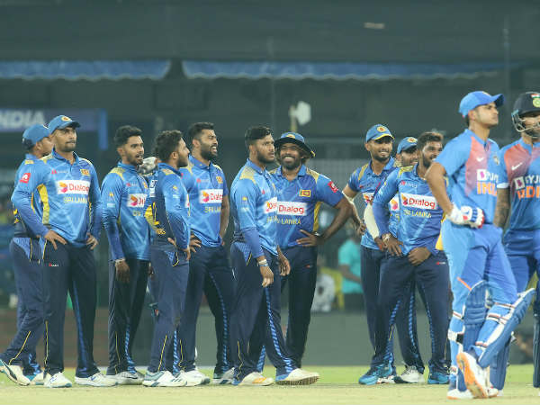  ఇండోర్‌లో టీమిండియాకు ఏమాత్రం పోటీనివ్వలేకపోయిన మలింగ సేన.. 