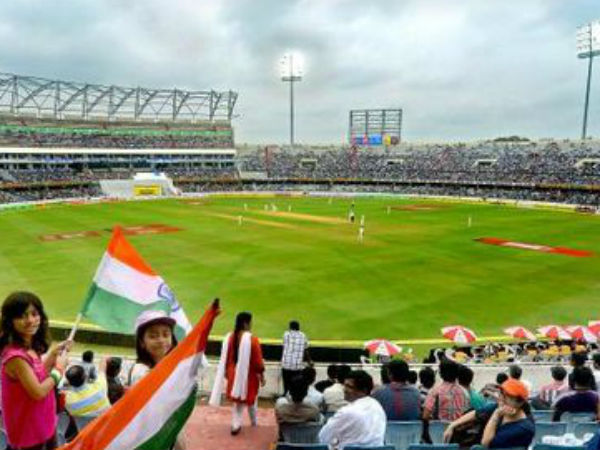 జయదేవ్ షా స్వయంగా 