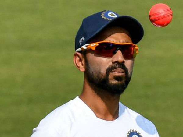 రహానేను తీసుకోవాలి..