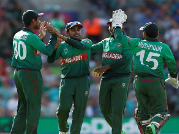 ఆదుకున్న బెకమ్‌ వీలర్‌: