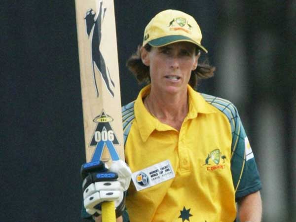 అప్పట్లోనే బెలిండా క్లార్క్ డబుల్ సెంచరీ