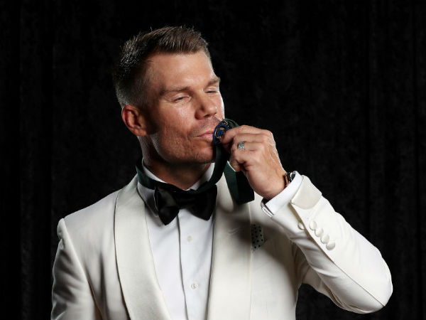 అత్యుత్తమ క్రికెటర్‌గా..