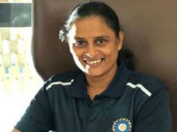 మ్యాచ్‌ రిఫరీలు: