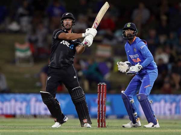 గ్రాండ్‌హోమ్‌ వీరవిహారం: