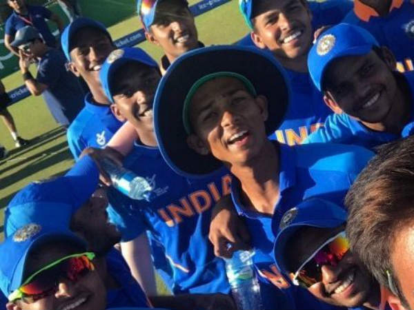 పిచ్‌, వాతావరణం: