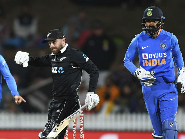 అరంగేట్ర ఆటగాడి ఆల్‌రౌండ్ షో..