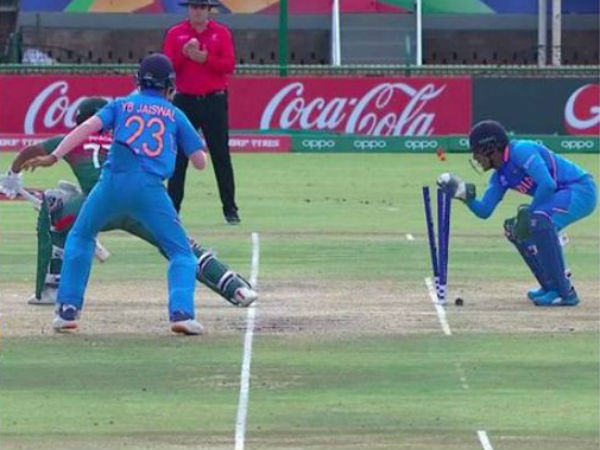 రెప్పపాటులో స్టంపింగ్‌: