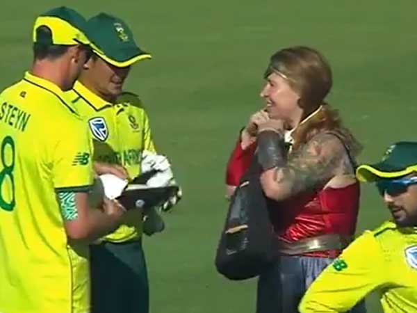 డీకాక్‌తో సంభాషణ