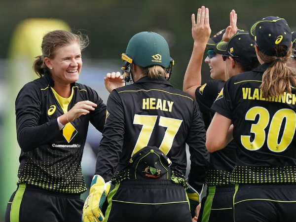 మంధాన మెరిసినా..