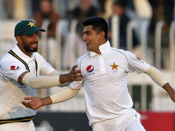 పట్టు బిగించిన పాక్: