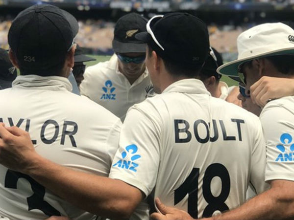 మిచెల్,ఇష్ ఔట్..