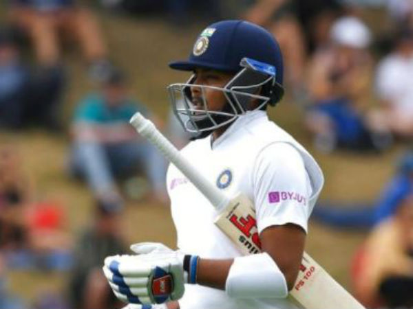 పృథ్వీషా హాఫ్ సెంచరీ..