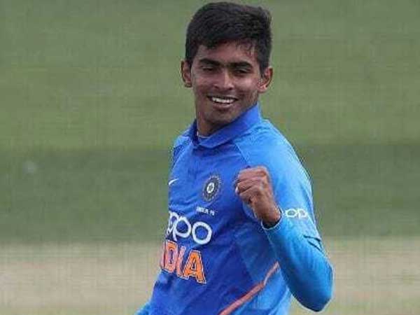  10 ఓవర్లు.. 4 వికెట్లు