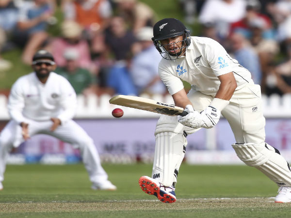  టేలర్‌ బోల్తా: