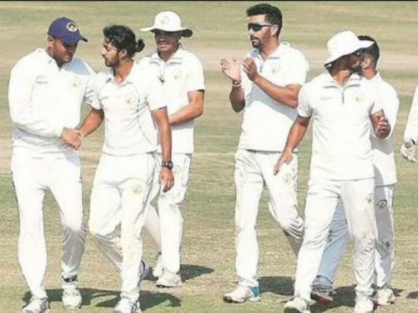 తొలిరోజే 24 వికెట్లు: