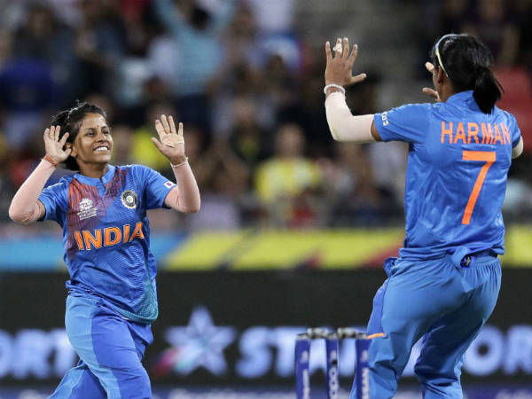 ఏకపక్షంగా సాగలేదు: