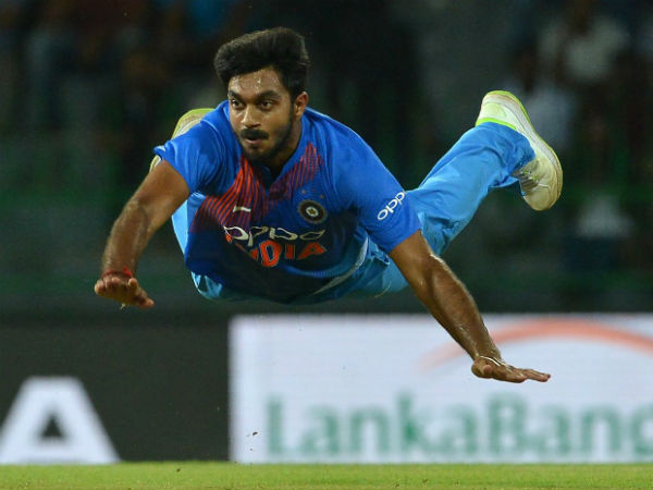 విజయ్‌ బంగీ జంప్‌: