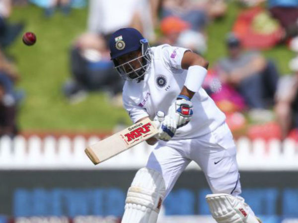 చేజేతులారా..