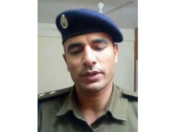 బిలాసాపూర్‌లో తన టీమ్‌తో గస్తీ..