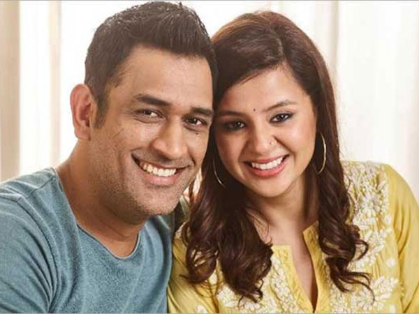 సాక్షి ట్వీట్‌లో నో క్లారిటీ..