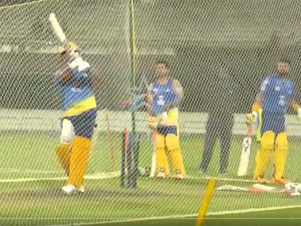 ఐదు బంతుల్లో ఐదు సిక్సర్లు