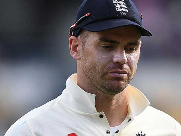 151 టెస్టులు.. 584 వికెట్లు