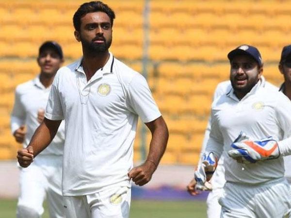 67 వికెట్లతో దుమ్మురేపాడు: