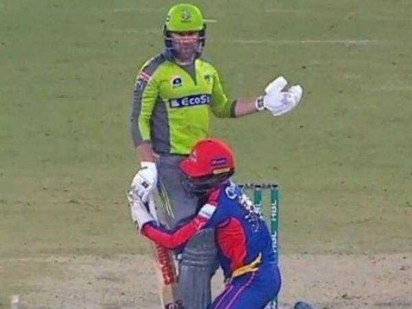 తడబడ్డ కీపర్: