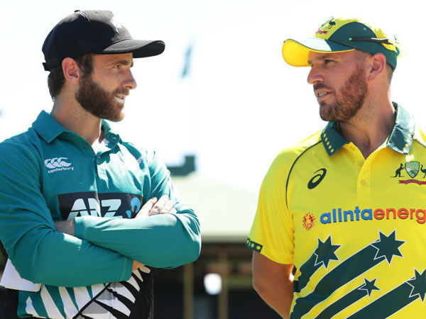 మోచేతితో అంటే కష్టమే: