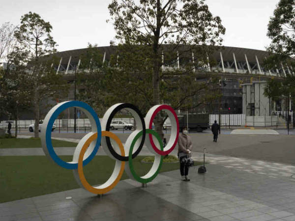 ఏడాదిని మార్చడం లేదు! 