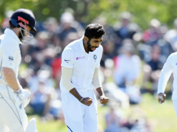 టామ్ లాథమ్ హాఫ్ సెంచరీ..