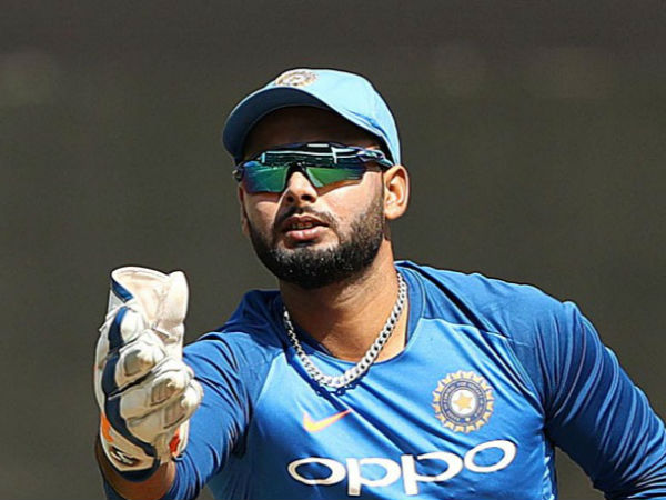 పంత్‌ను ఆడించాలనుకుంటే: